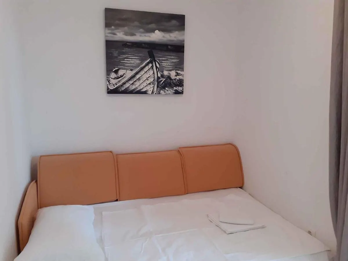 Apartment In Malinska - Insel Krk 43323 크로아티아